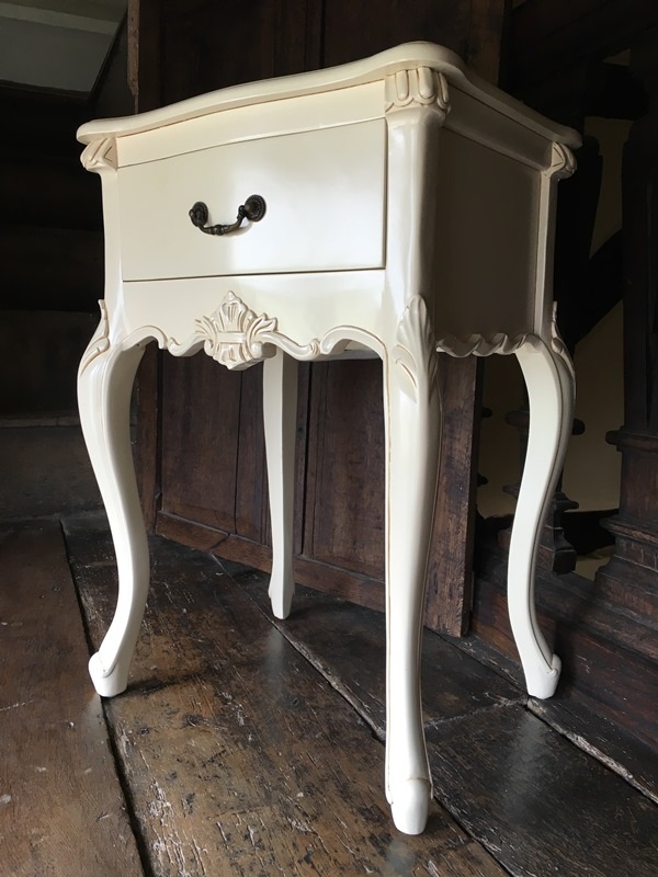 The Josephine: French White