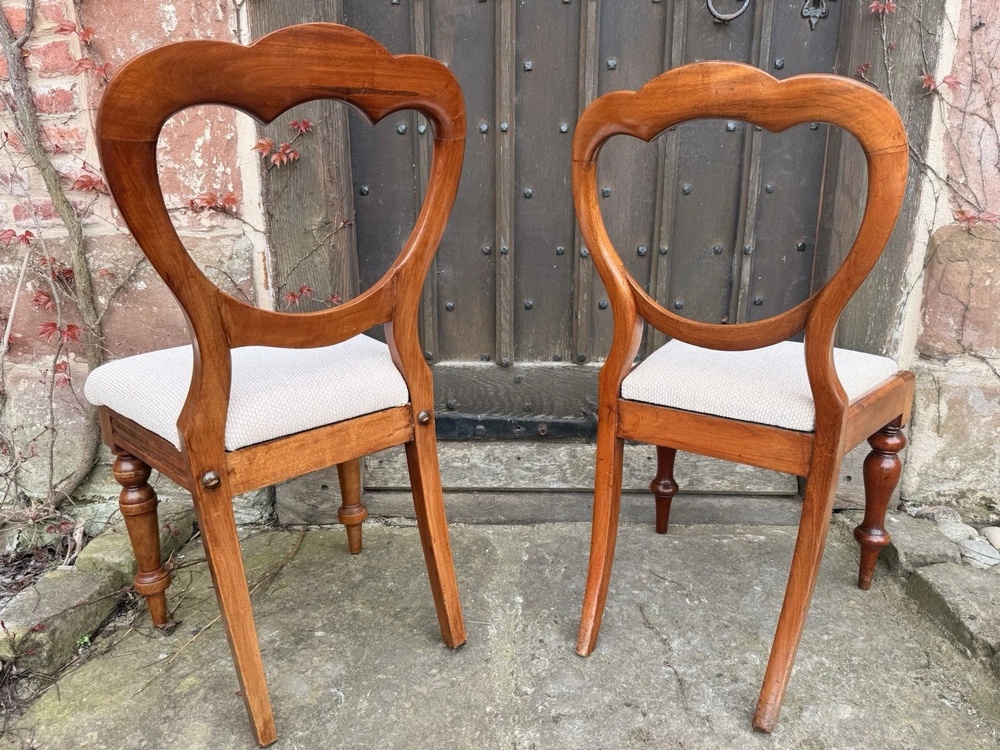 Set of 12 Antique Balloon Back Dining Chairs Circa 1870  made by master Carpenter James Reilly