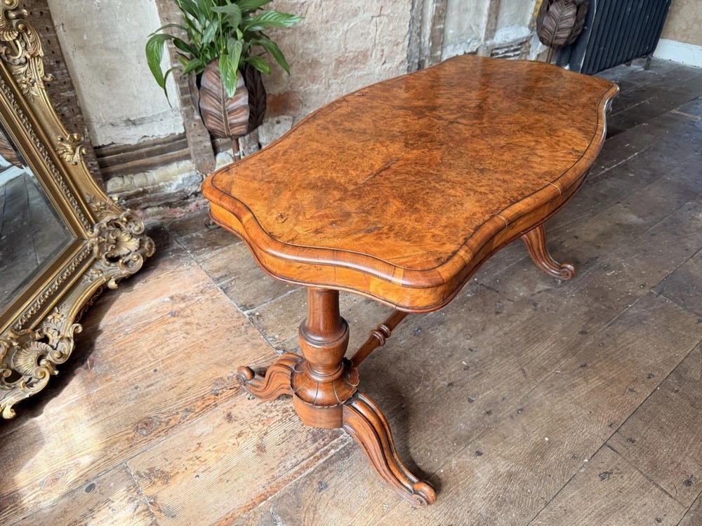 FINE QUALITY Original English Antique Walnut Burr Centre Hall Breakfast Console Sideboard Table
