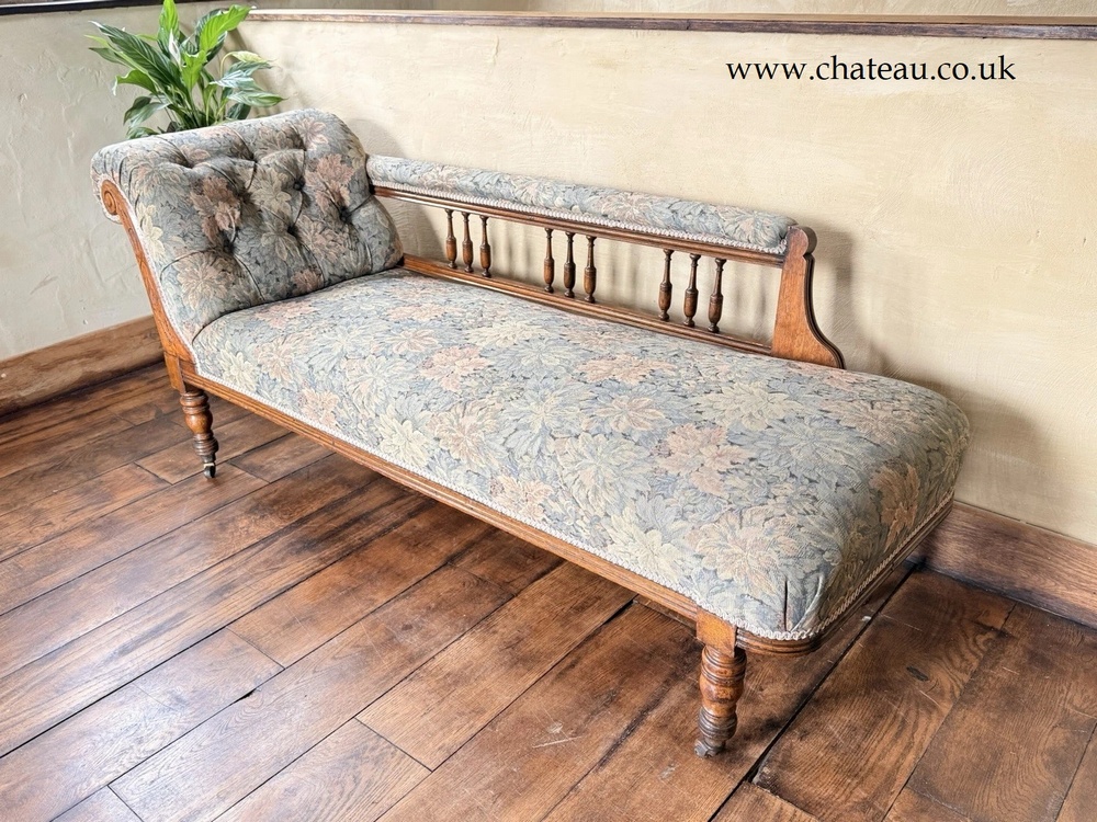 Original Antique English Oak Country Floral Day bed Sofa Chaise Lounge Longue