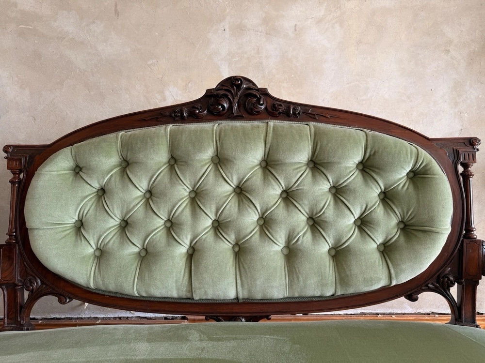 Original Antique Carved Pistachio Green Chaise Longue Salon Sofa England 1880 C