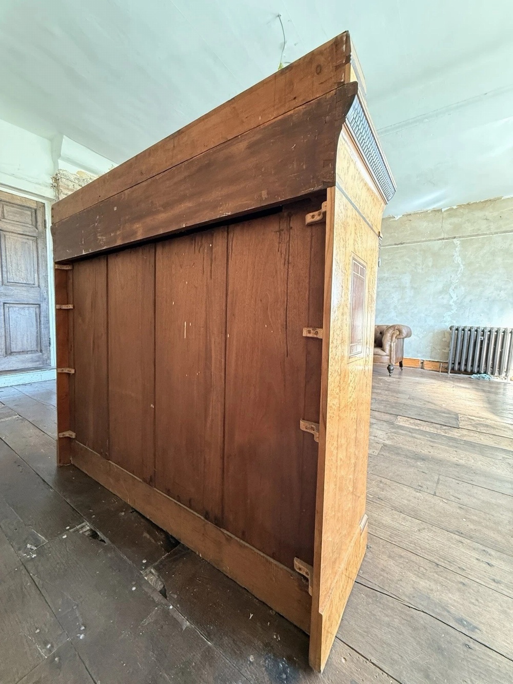 Lamb of Manchester Burr Walnut Antique Display Cabinet Sideboard - Granite Top