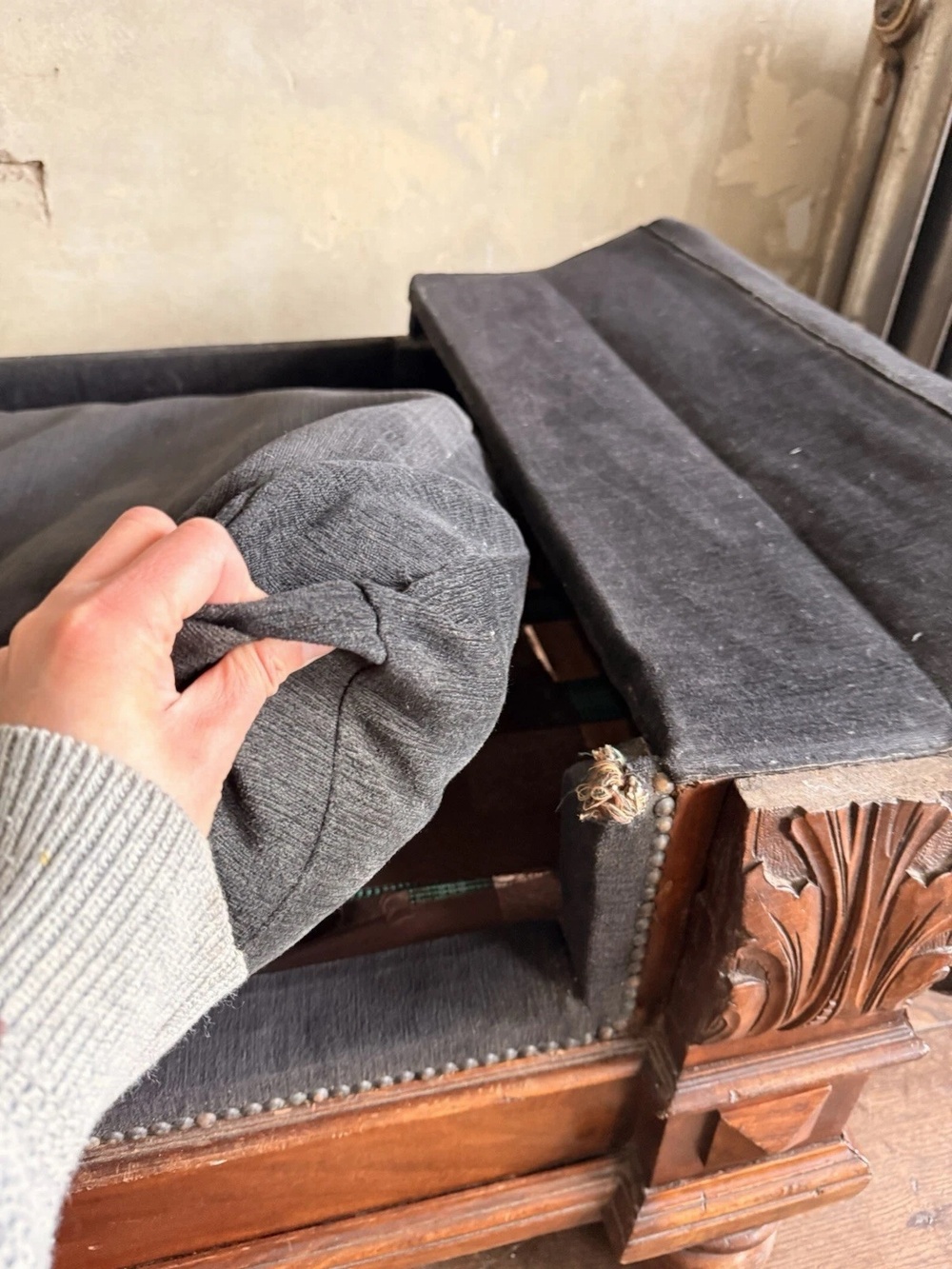 Rare Grey Black Antique Drop End Window Seat Daybed Chaise Longue Sofa 1880 C