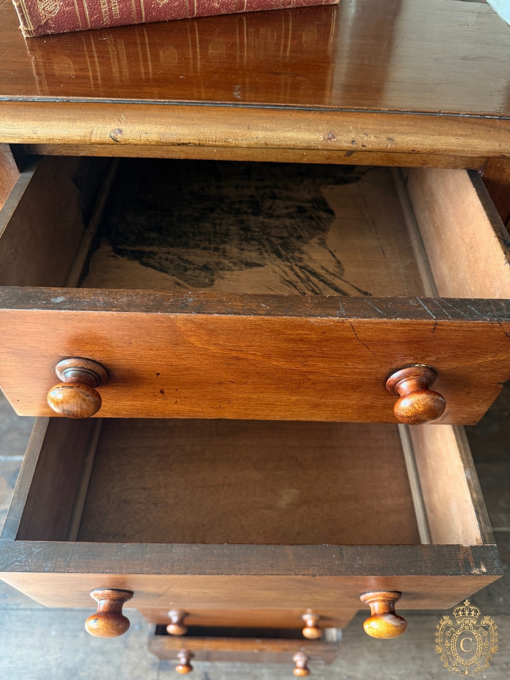 Antique Mahogany Wellington Chest, Six Drawers with Wooden Knob Handles and Locking Bar 1860c