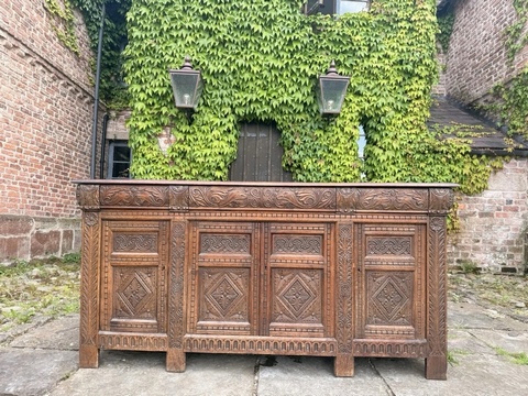 Large Victorian Carved Country House Jacobean Solid Antique Oak Carved Sideboard